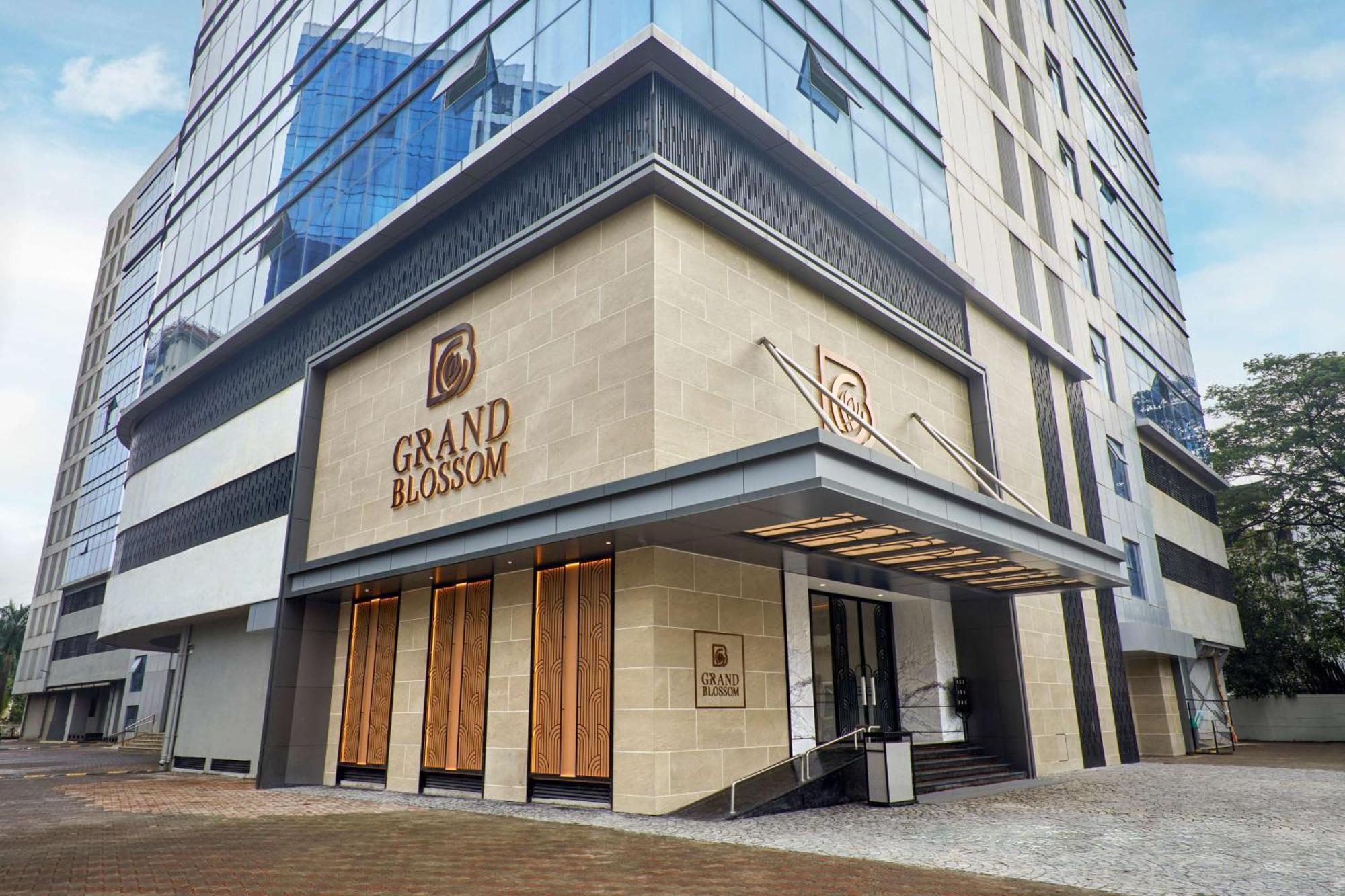 孟买哥熱岗丽笙酒店 外观 照片